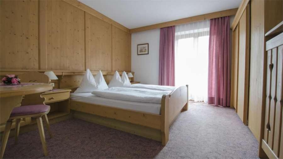 Hotel Garni Ruscel Santa Cristina Val Gardena Luaran gambar